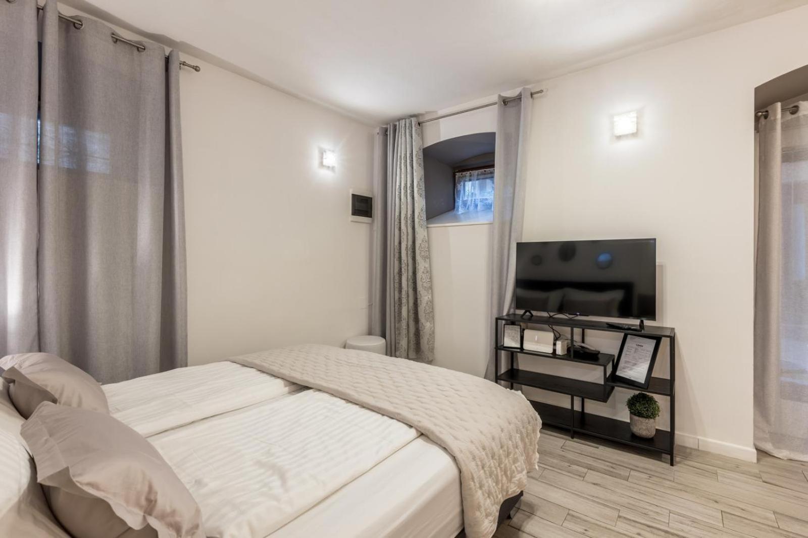 Apartments And Rooms Villa Lina Split Ngoại thất bức ảnh