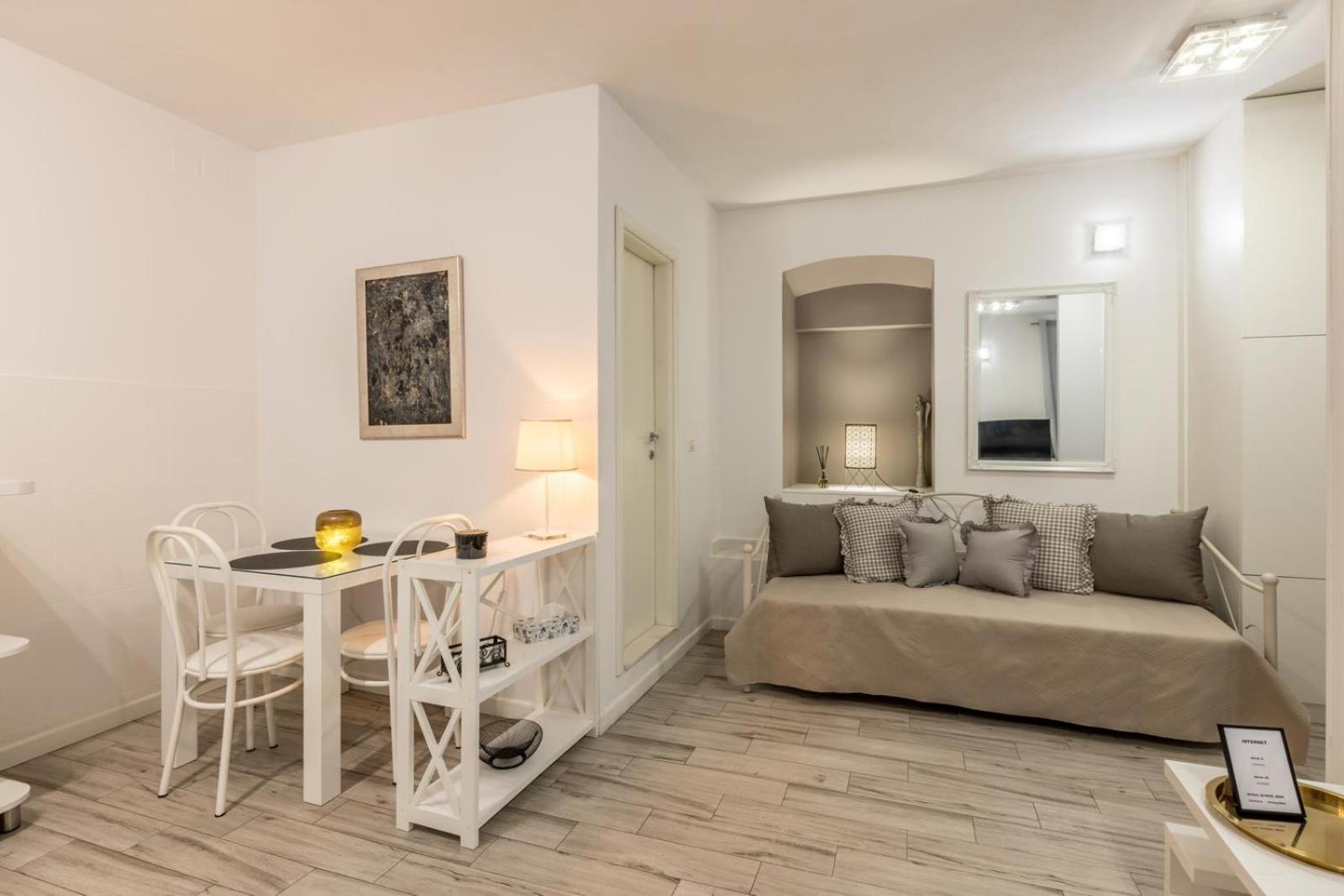 Apartments And Rooms Villa Lina Split Ngoại thất bức ảnh