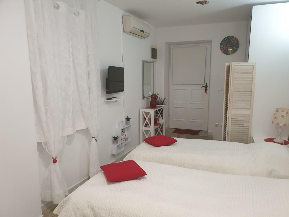 Apartments And Rooms Villa Lina Split Ngoại thất bức ảnh