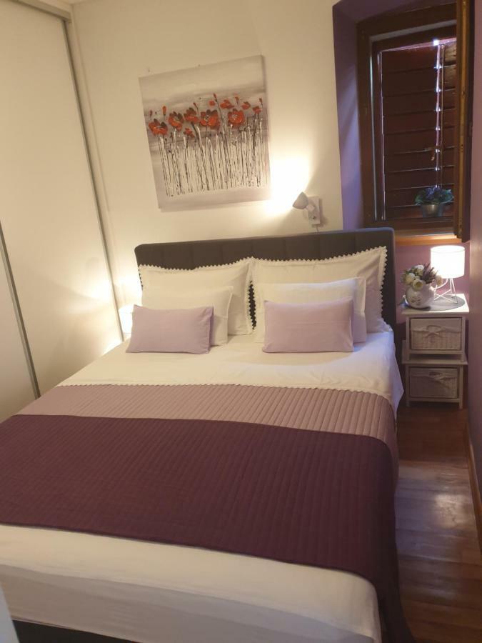 Apartments And Rooms Villa Lina Split Ngoại thất bức ảnh